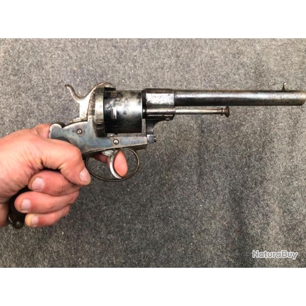 JOLI REVOLVER � BROCHE 9mm