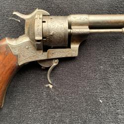 Tr&egrave;s beau revolver Lefaucheux