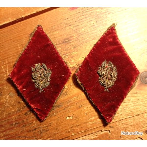 MILITARIA, losanges de bras du Service de Sant� des Arm�es, auxiliaire cadre infirmier, mod�le 39.