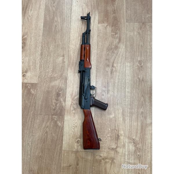 Akm AEG E&L