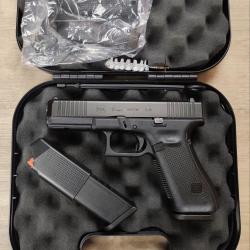 Wahoo - Pistolet GLOCK 17 Gen 5 - Cal. 9x19 - Arme de pr&eacute;sentation, comme neuve