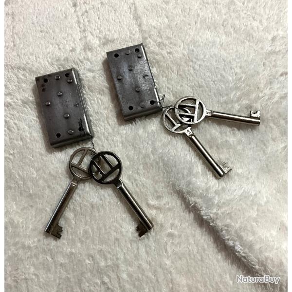 Lot de 2 serrures coffret/boite militaria Mauser avec cl�s d'origine num�rot�es