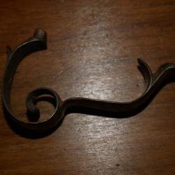 Pontet &agrave; volutes de fusil de chasse &agrave; broche