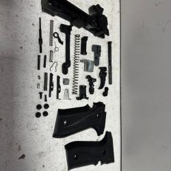 Lot de pi&egrave;ces pour pistolet Ekol F1RAT MAGNUM cal.9mm pak