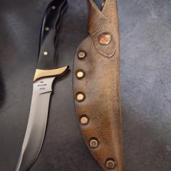 Buck "Akonua" usa &Eacute;tui  cuir &eacute;tat proche du neuf ancienne fabrication etui en cuir !!