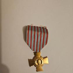 M&eacute;daille croix du combattant