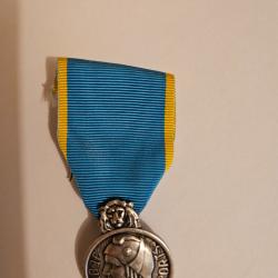 M&eacute;daille d'or de la jeunesse et des sports