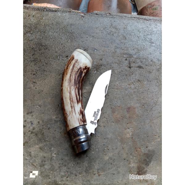 Opinel cerf no8