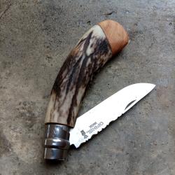 Opinel no8 cerf et cade