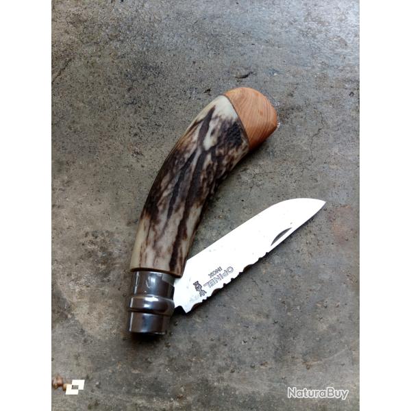Opinel no8 cerf et cade