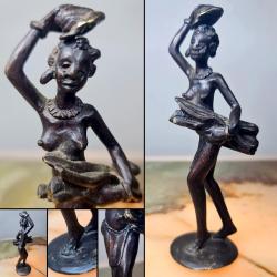 Statuette en bronze &agrave; patine brune, H : 15 cm