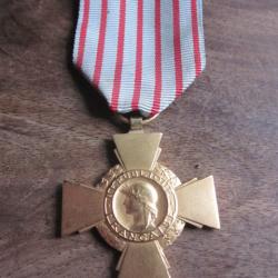 m&eacute;daille croix du combattant fran&ccedil;aise