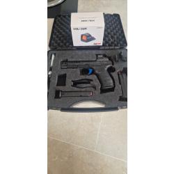Walther Q5 match cal9X19 avec point rouge.