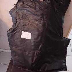 Ench&egrave;re ensemble kevlar d'un gilet militaire ANGLAIS