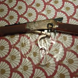 Carabine Winchester 1894 Comm&eacute;morative du Sh&eacute;rif Bat Masterson Calibre 30 x 30 Boitier Vieil Argent