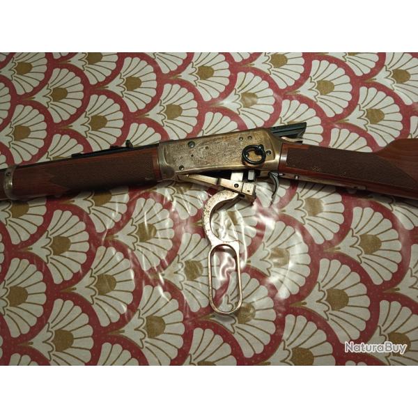 Carabine Winchester 1894 Comm�morative du Sh�rif Bat Masterson Calibre 30 x 30 Boitier Vieil Argent