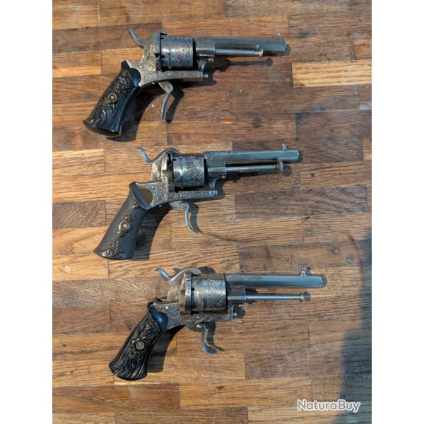 Lot trois revolvers � broches cal 7 mm pour pi�ces