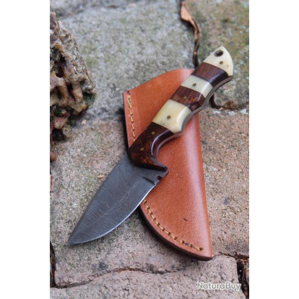Couteau Skinner de Poche Lame Acier Damas 256 Couches Manche Bois/Os Etui Cuir Fab Artisanale