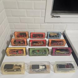 Lot 12 voitures miniatures de collection - Matchbox "Yesteryear" & Solido "&Acirc;ge d'Or" EN BO&Icirc;TE