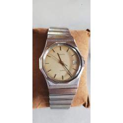 Montre Zenith ann&eacute;e 77/78 compl&eacute;tement r&eacute;vis&eacute;e fonctionne parfaitement