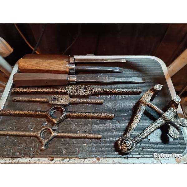 Lot outils anciens