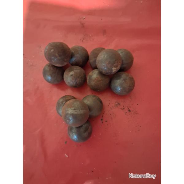 Lot de  boulets de petits canons