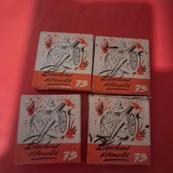 Bo&icirc;tes de bouchons  d&eacute;tonants 75
