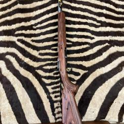 Carabine lin&eacute;aire BROWNING T-Bolt Target Varmint lamin&eacute;e marron cal.22LR canon 49cm filet&eacute; -