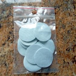 100 calepins diam&egrave;tre 26mm &eacute;paisseur 0,2mm, trame plus serr&eacute;e.