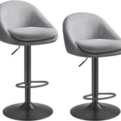 Lot de 2 tabourets de bar r&eacute;glables pivotants design moderne 52,5 x 50 x 108,5 cm en velours gris t