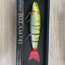 VEND GIANT BAIT BALAM 245