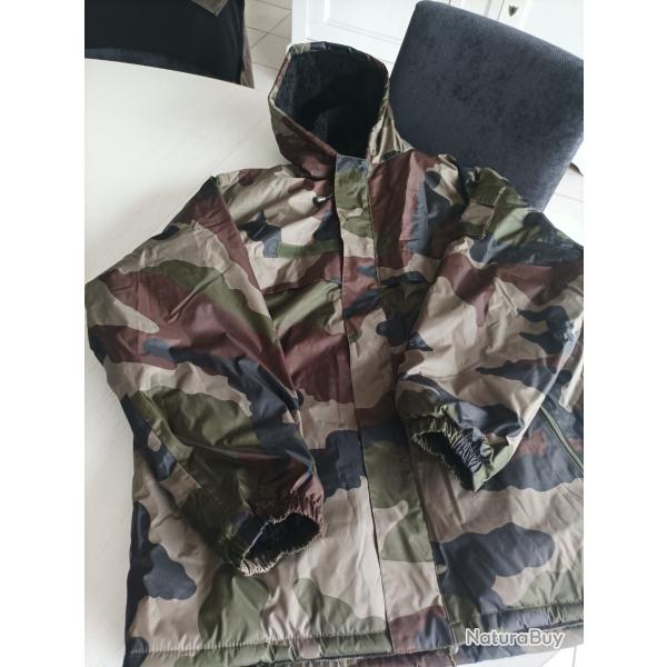 Blouson imperm�able fourr�