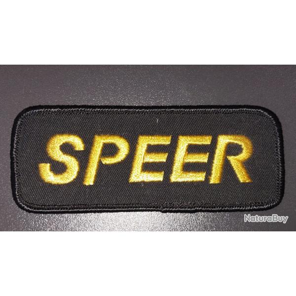 Ecusson speer