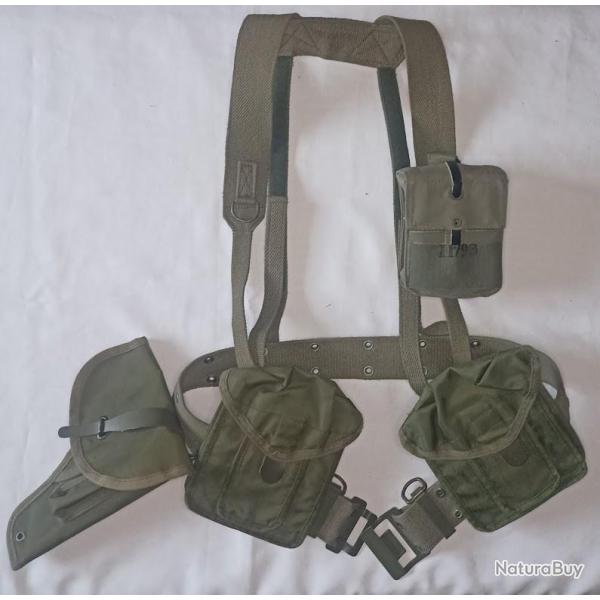 Equipement FAMAS soldat Fran�ais vintage �tat neuf