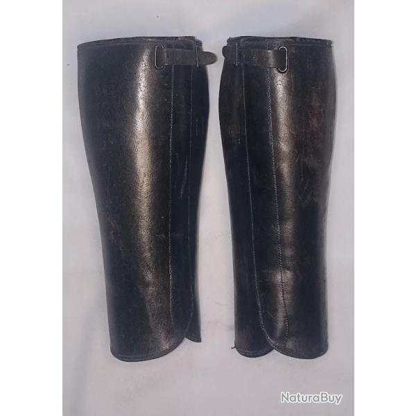 Gu�tres cuir noir type Gendarmerie WW1 WW2