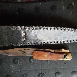 Grand couteau de chasse pliant ROSTFREI Mod&egrave;le Cobra dans son &eacute;tui cuir