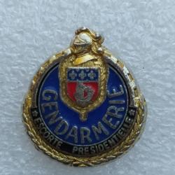 PINS GENDARMERIE NATIONALE ESCORTE PRESIDENTIELLE GIGN n2