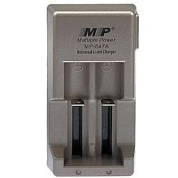 ENCHERE &agrave; 1� !! Chargeur universel MP-847A pour Accus Li-ion CR123 et 18650 de 3,7 V DIGITAL OPTIC