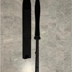 &Eacute;pieu machette combat united