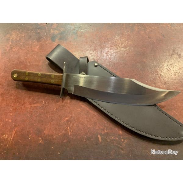 couteau type Bowie Knife, mod�le "Undertaker Bowie", marque Condor