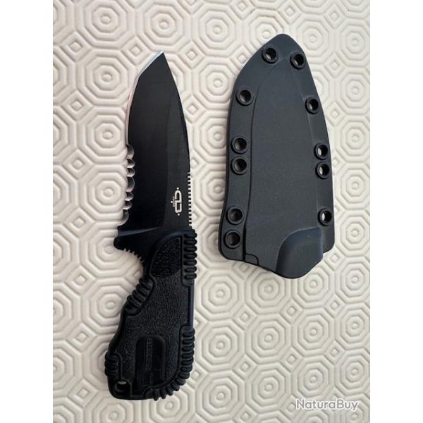 Couteau boker crant�e, acier AUS8