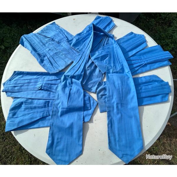 Lot de 10 cravates ONU, neuves de stock.