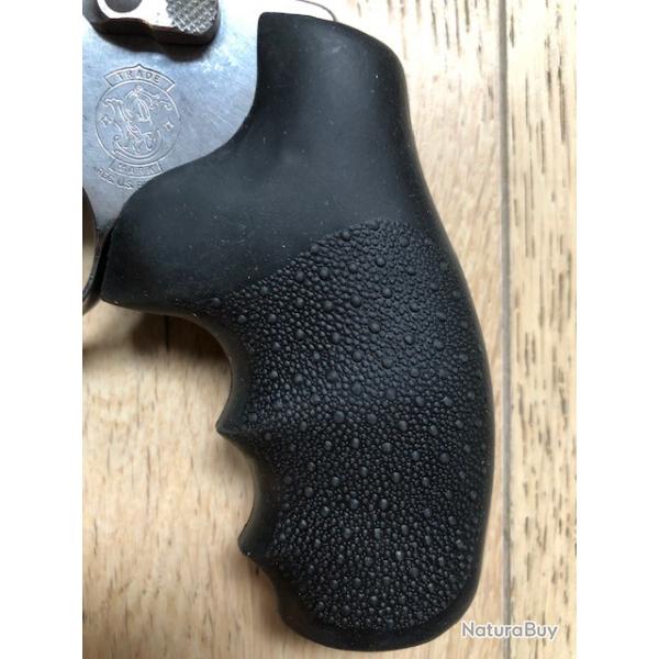 Crosse HOGUE pour S&W J round butt