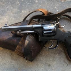 &Eacute;TAT PARFAIT REVOLVER SUISSE MLE 1882 AVEC ETUI NOMINATIF AU NUMERO