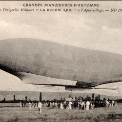 Carte postale - Grandes Manoeuvres d'Automne Dirigeable La R&eacute;publique -N&deg;8923