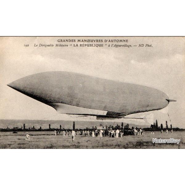 Carte postale - Grandes Manoeuvres d'Automne Dirigeable La R�publique -N�8923