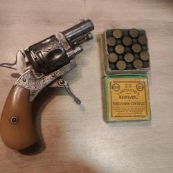 Revolver Bulldog calibre 320 + munition de collection