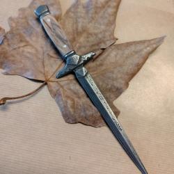 Dague de vertu bois boyer sans prix de r&eacute;serve