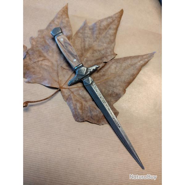 Dague de vertu bois boyer sans prix de r�serve