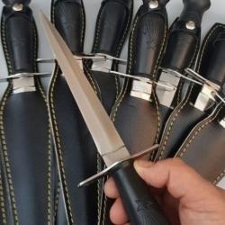 Lots 20 couteaux parachutistes collection militaires